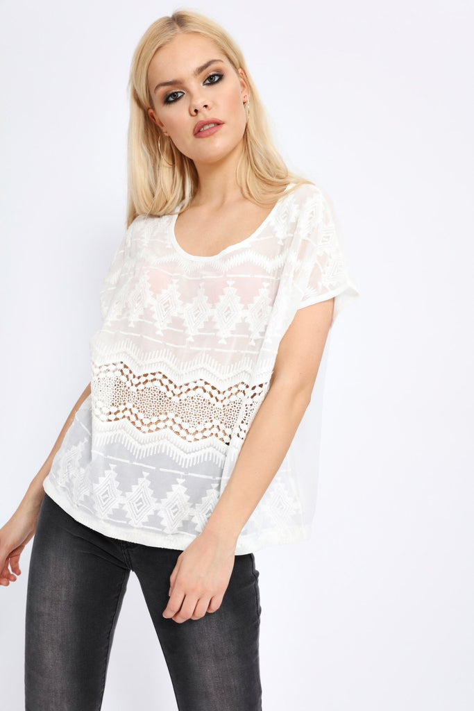 S17W-1000003106-CAM-S/M-aztec-patterned-crochet-top-cream-jl1272