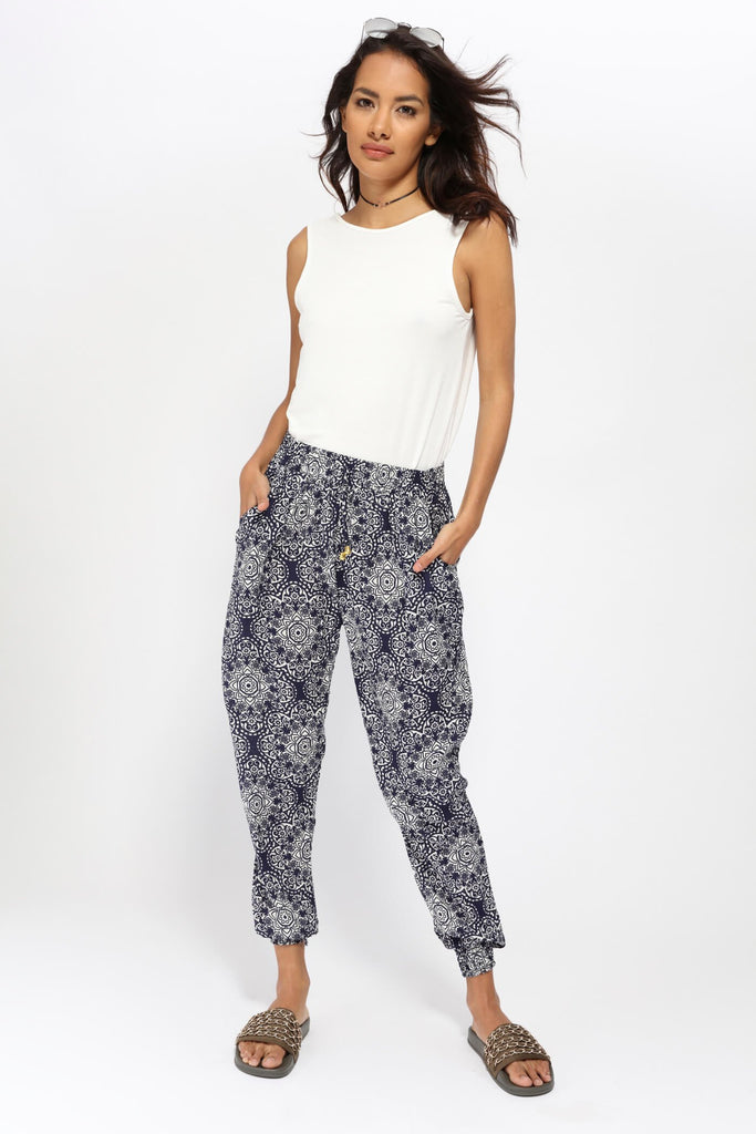 S17W-2000003034-NVY-OS-print-hareem-trousers-dark-blue-jl1229