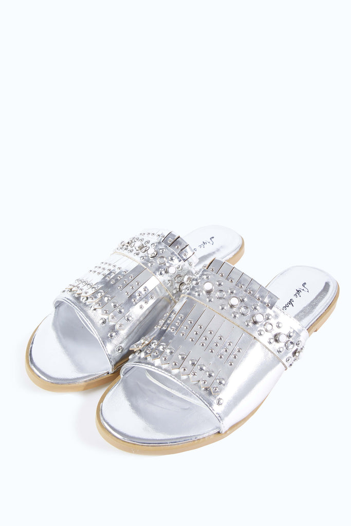 S17W-3000005702-SER-3-faux-leather-studded-sandals-silver-jl2681