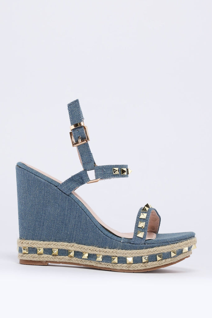 S17W-3000007158-LUE-3-studded-wedge-sandal-light-blue-jl3282