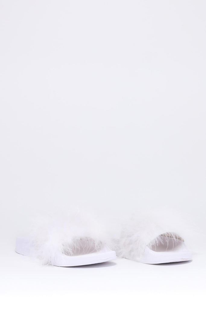 S17W-3000009965-WTE-3-fluffy-sliders-white-jl4776