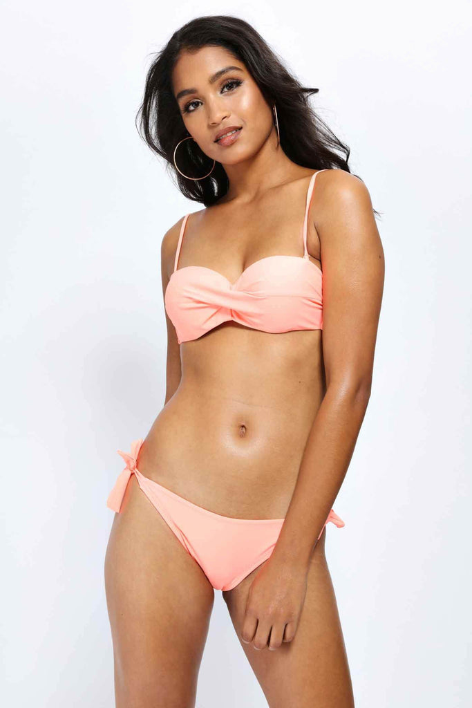 S17W-4200002980-OGE-XS-knot-front-bikini-top-mid-orange-jl1194